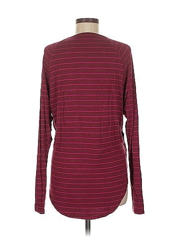 Old Navy - Maternity 3/4 Sleeve T-Shirt (view 2)