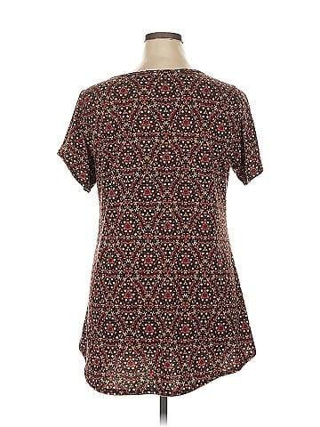 Lularoe Short Sleeve Top (view 2)