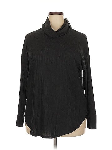 Lularoe Turtleneck Sweater (view 1)