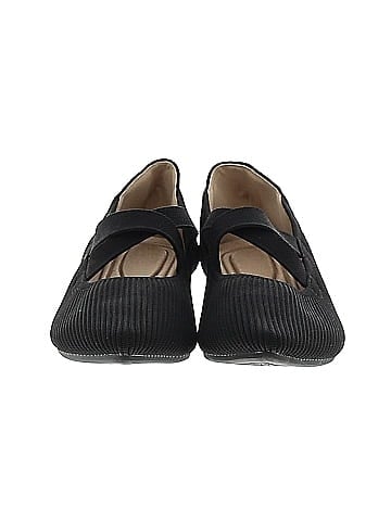 Unbranded Flats (view 2)