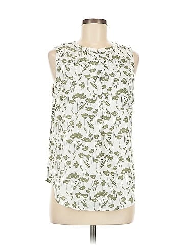 Fun2Fun Sleeveless Blouse (view 1)