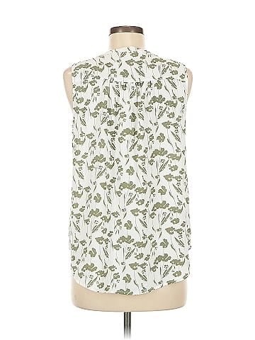 Fun2Fun Sleeveless Blouse (view 2)