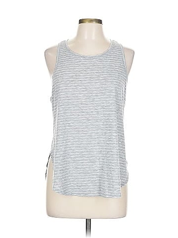Gap Fit Sleeveless T-Shirt (view 1)