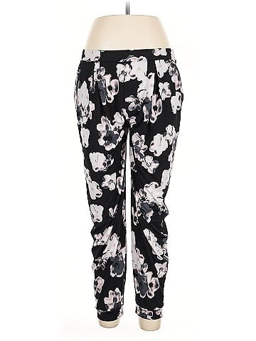 Express Outlet Casual Pants (view 1)