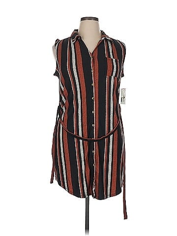 No Boundaries Casual Dress (view 1)