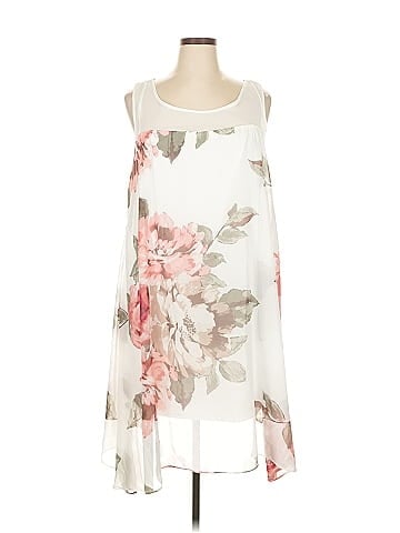 Signature by Robbie Bee Casual Dress (view 1)