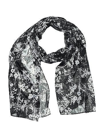 Fraas Scarf (view 1)