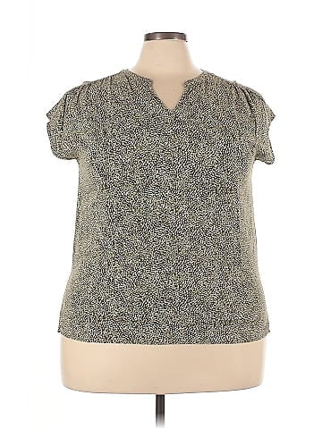 Liz Claiborne Short Sleeve Blouse (view 1)