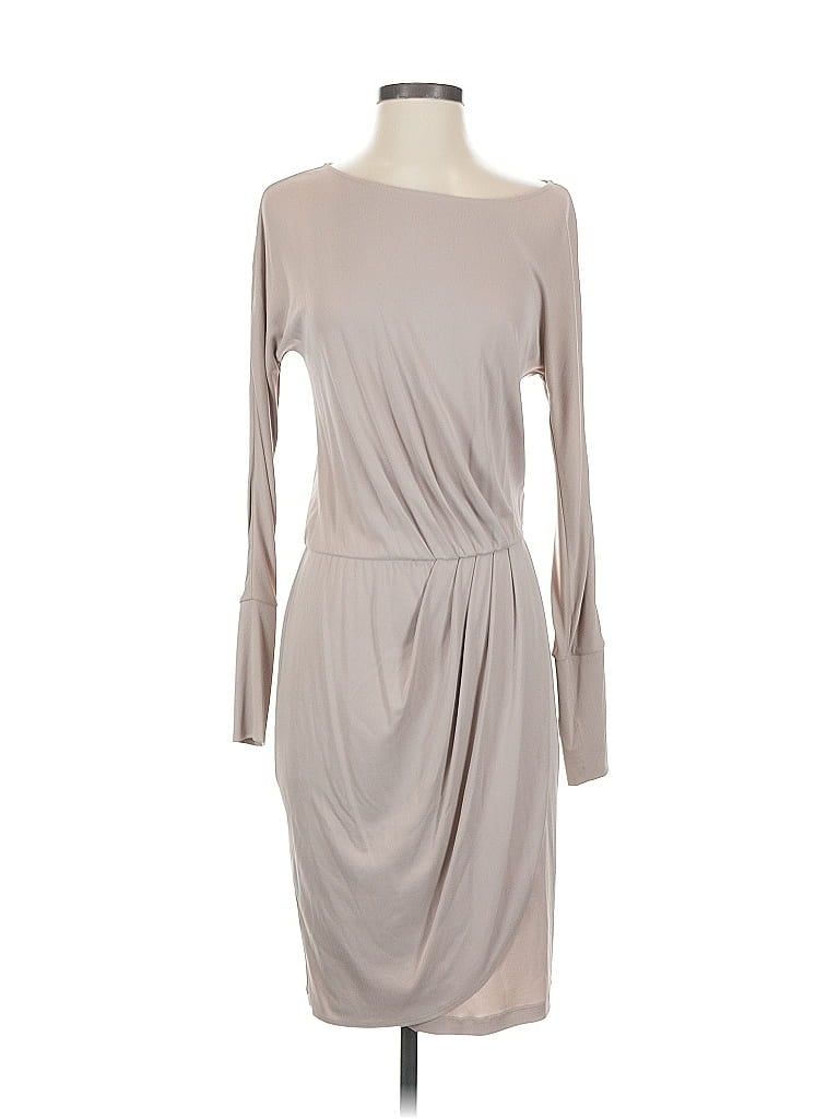 Click to view more detailed imagery on our partner's website Pre-owned Bcbgmaxazria Casual Dress In White