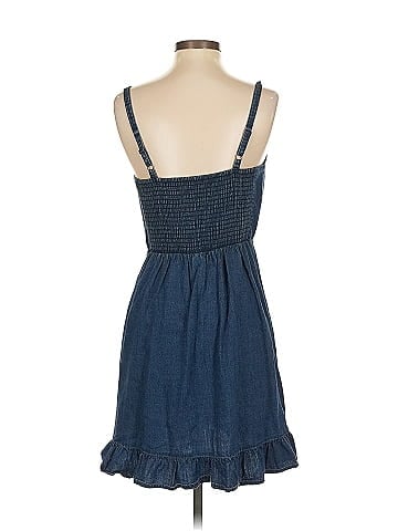 Old Navy Casual Dress (view 2)