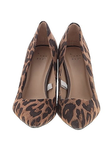 A New Day Heels (view 2)