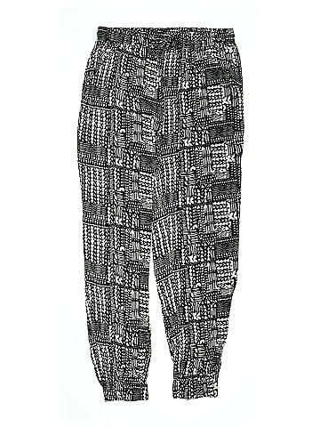 No Boundaries Casual Pants (view 1)