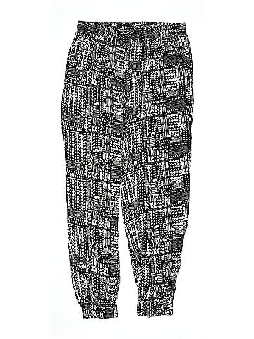 No Boundaries Casual Pants (view 2)