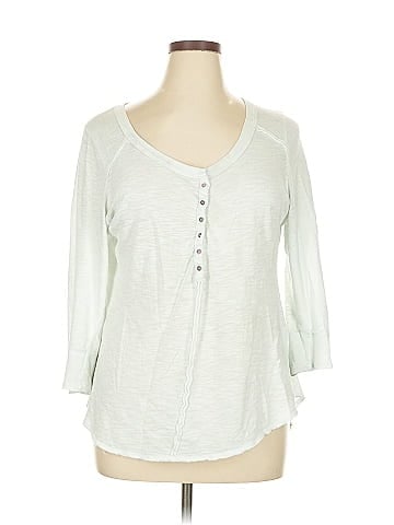 Maurices 3/4 Sleeve Top (view 1)