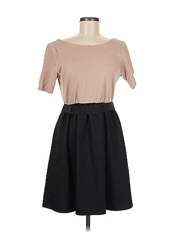 Alice + Olivia Casual Dress (view 1)