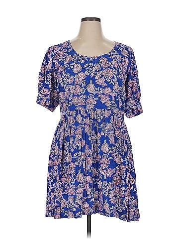 Ann Taylor LOFT Casual Dress (view 1)