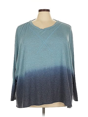 LIVI Active Pullover Sweater (view 1)