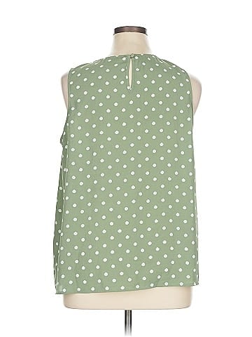 Fun2Fun Sleeveless Blouse (view 2)