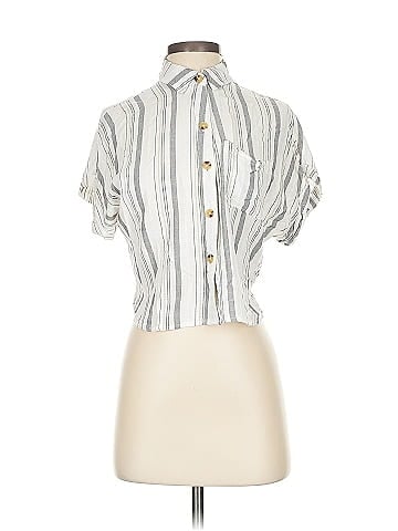 Aeropostale Short Sleeve Blouse (view 1)