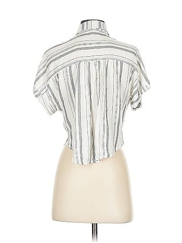 Aeropostale Short Sleeve Blouse (view 2)