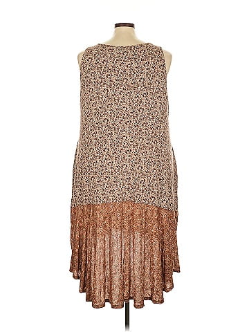 LOGO by Lori Goldstein Casual Dress (view 2)
