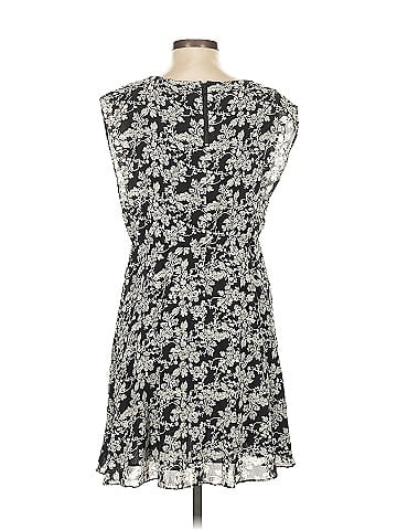 Alice + Olivia Casual Dress (view 2)