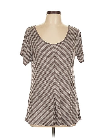Lularoe Short Sleeve T-Shirt (view 1)