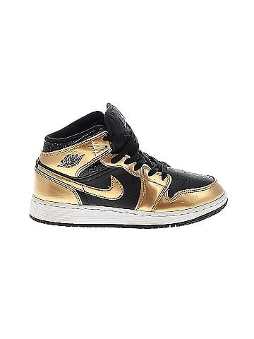 Air Jordan 1 Mid SE Metallic Gold Black (GS) Sneakers (view 1)