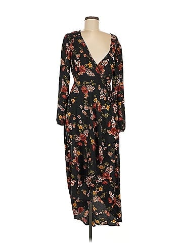 Xhilaration Casual Dress (view 1)