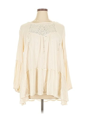 Adiva 3/4 Sleeve Blouse (view 1)