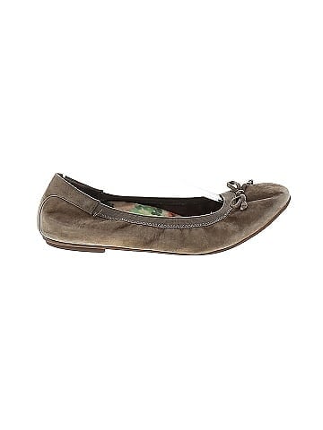 Vionic Flats (view 1)