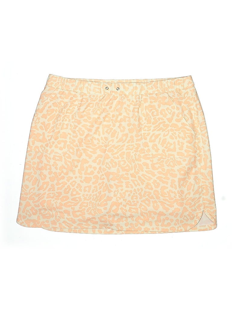 Pre-owned Zenergy By Chico's Skort In White