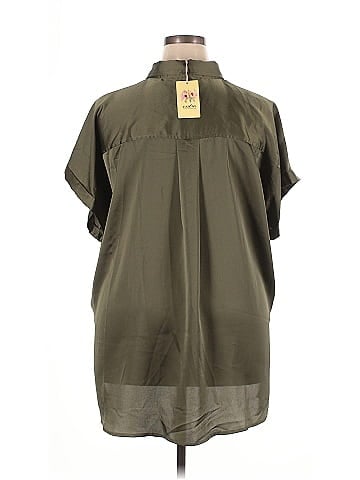 Entro button down (view 2)