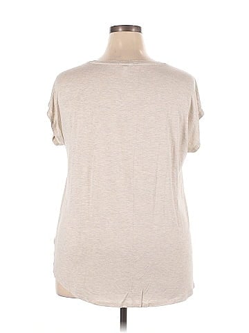 Maurices Short Sleeve T-Shirt (view 2)