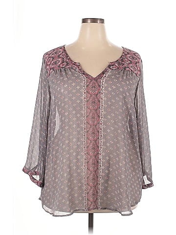 Maurices 3/4 Sleeve Blouse (view 1)