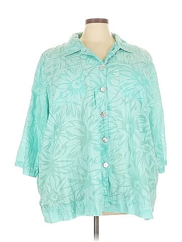 Liz & Me 3/4 Sleeve Button-Down Shirt (view 1)