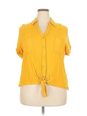 Fortune + Ivy Short Sleeve Blouse (view 1)