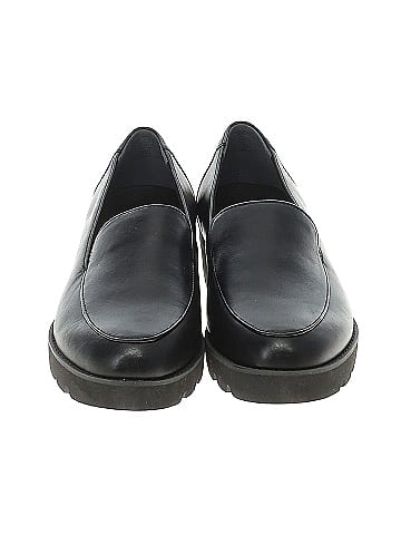 Vionic Flats (view 2)