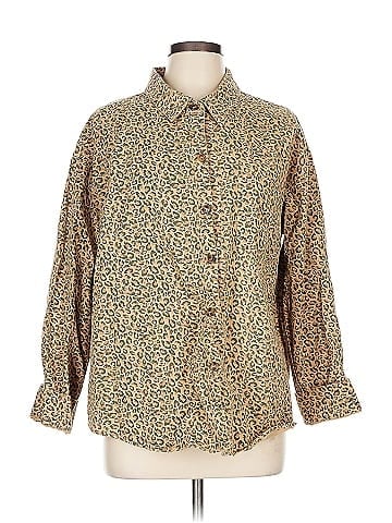 Gilli Long Sleeve Button-Down Shirt (view 1)