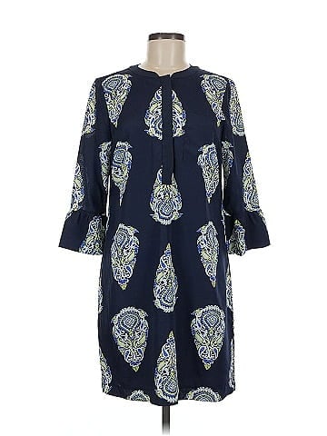 Crown & Ivy Casual Dress (view 1)