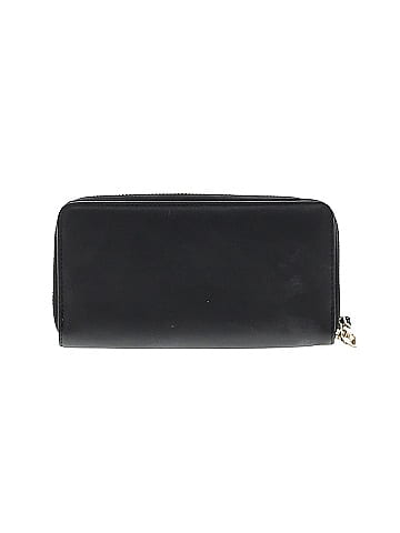 Unbranded Wristlet (view 2)