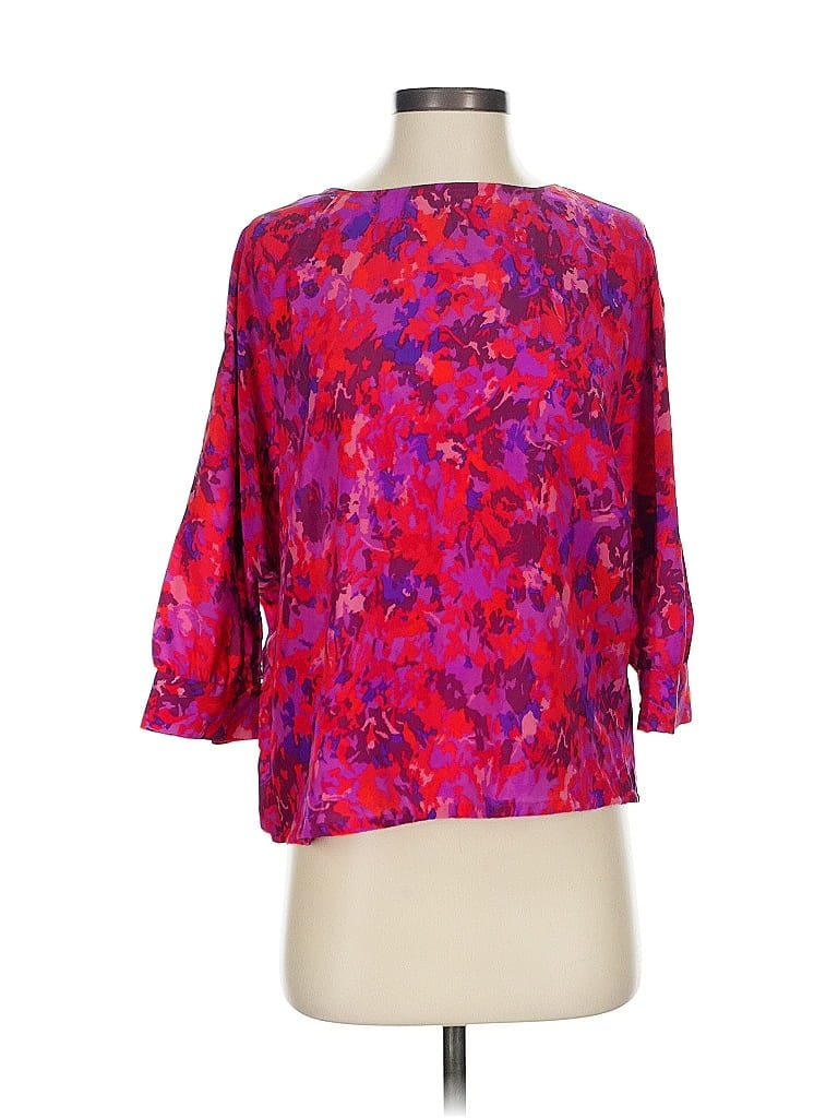 Click to view more detailed imagery on our partner's website Pre-owned Joie 3/4 Sleeve Silk Top Pink Square Neckline Tops
