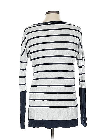 Fate Pullover Sweater (view 2)