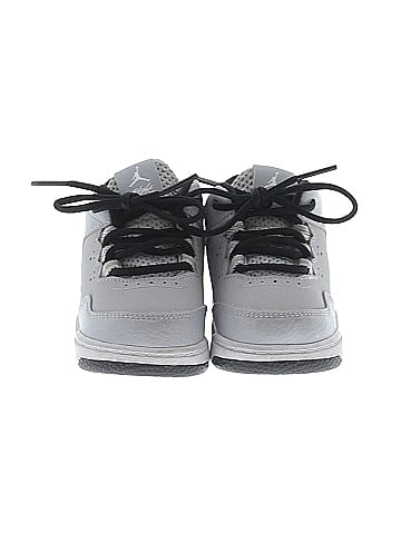 Air Jordan Sneakers (view 2)