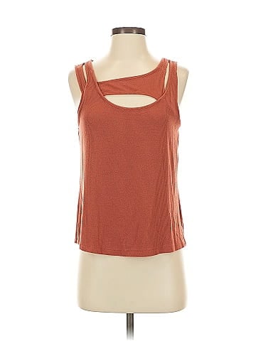 Evereve Sleeveless Top (view 1)