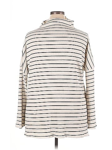 Suzanne Betro Long Sleeve Turtleneck (view 2)
