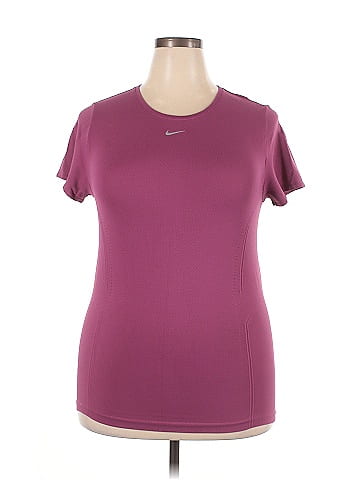 Nike Active T-Shirt (view 1)