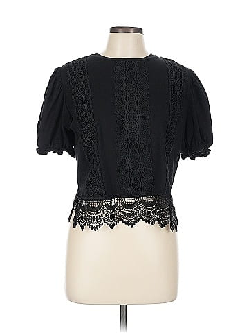 Lululemon Athletica Short Sleeve T-Shirt (view 1)
