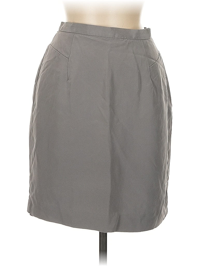 Click to view more detailed imagery on our partner's website Pre-owned Liz Claiborne Formal Skirt In Gray