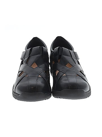 Unbranded Flats (view 2)